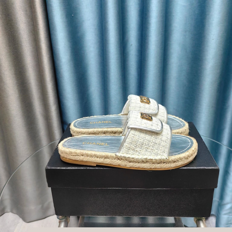 Ch*el slippers